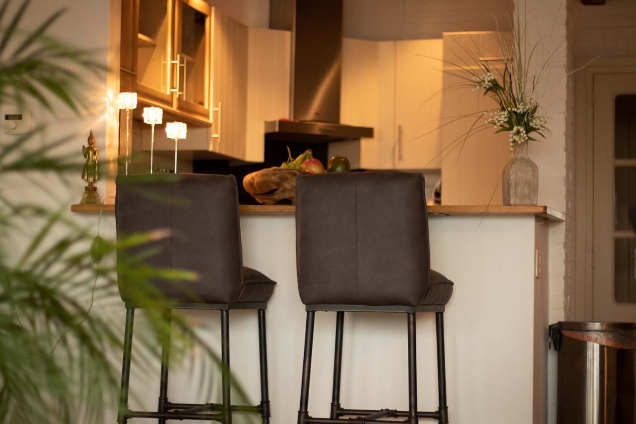 Guesthouse Bednboot Met Terras Aan Het Water Rijpwetering Ngoại thất bức ảnh